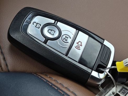 Used 2024 Ford Maverick Lariat w/ 4K Tow Package AWD/4WD image 35
