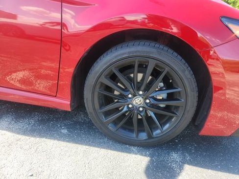 Used 2021 Toyota Camry XSE FWD image 4
