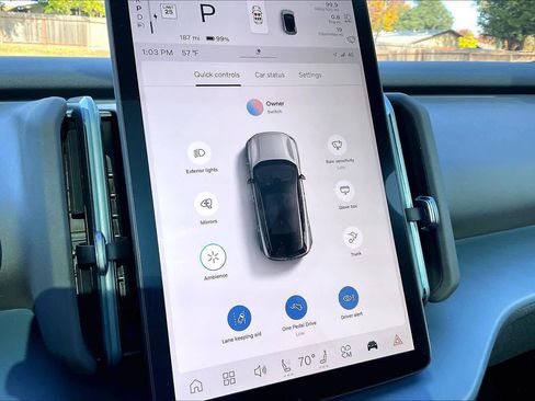 New 2025 Volvo EX30 Plus w/ Protection Package Premier image 22