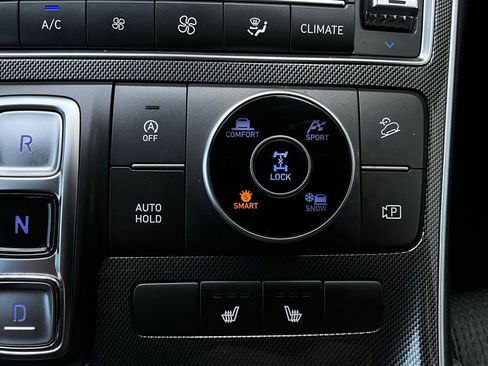 Used 2023 Hyundai Santa Fe SEL image 25