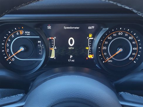 New 2025 Jeep Gladiator Mojave image 9