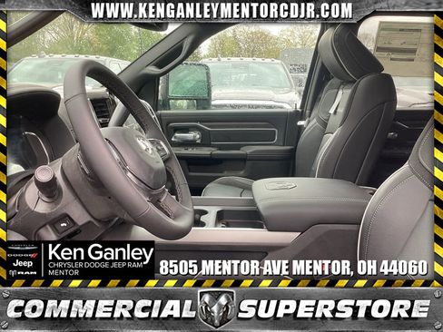 New 2026 RAM 3500 Laramie AWD/4WD image 13