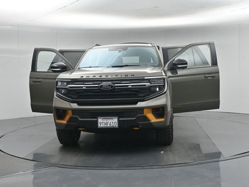 Certified 2025 Ford Expedition Tremor AWD/4WD image 37