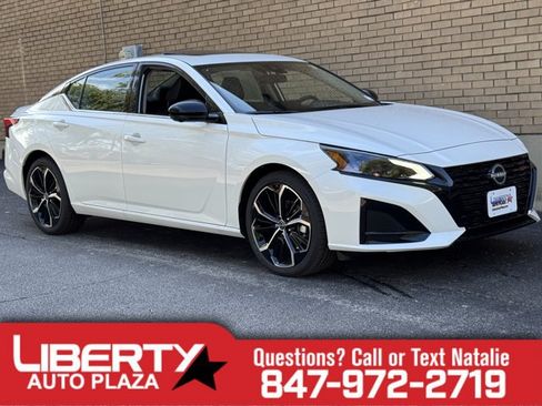 New 2026 Nissan Altima 2.5 SR w/ SR Premium Package FWD image 1