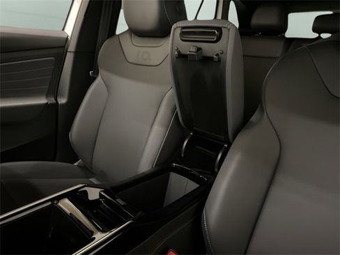 Used 2023 Volkswagen ID.4 Pro S image 57