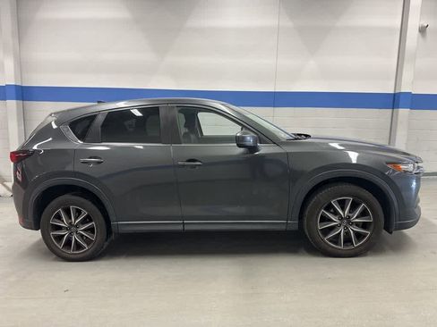 Used 2018 MAZDA CX-5 Touring image 12