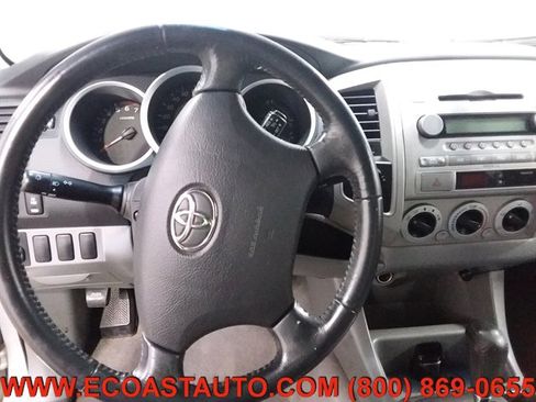 Used 2006 Toyota Tacoma 4x4 Access Cab V6 image 11