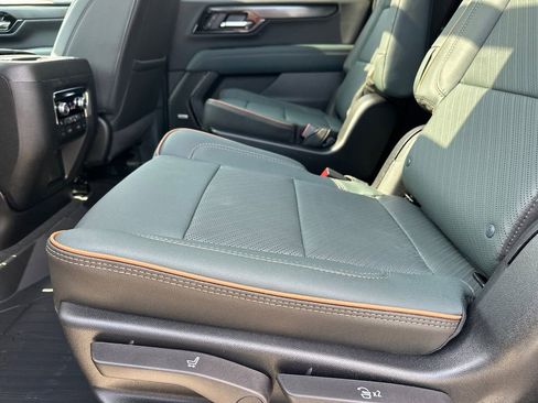 New 2026 GMC Yukon XL AT4 w/ AT4 Premium Plus Package image 21