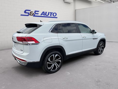 Used 2023 Volkswagen Atlas Cross Sport SEL AWD/4WD image 4