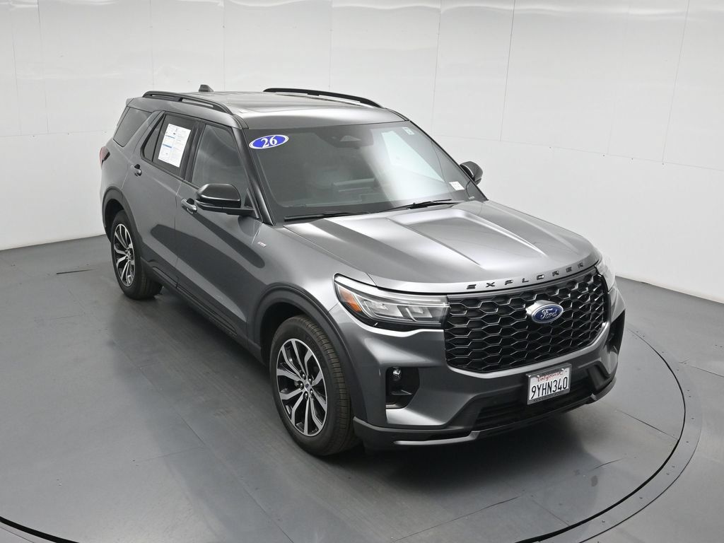 Certified 2026 Ford Explorer ST-Line AWD/4WD image 37