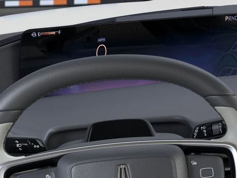 New 2026 Lincoln Navigator L Reserve AWD/4WD image 13