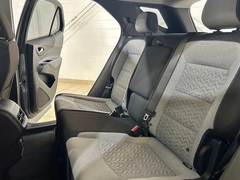 Used 2024 Chevrolet Equinox LS FWD image 13