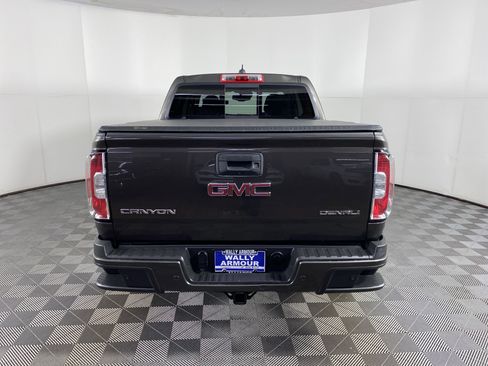 Used 2019 GMC Canyon Denali image 9