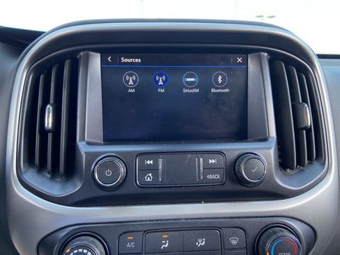 Used 2022 Chevrolet Colorado LT w/ Fleet Safety Package RWD image 37