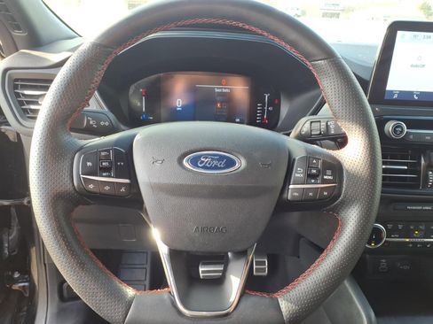 Used 2024 Ford Escape ST-Line image 10