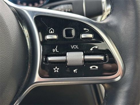 Used 2023 Mercedes-Benz GLC 300 4MATIC Coupe image 23