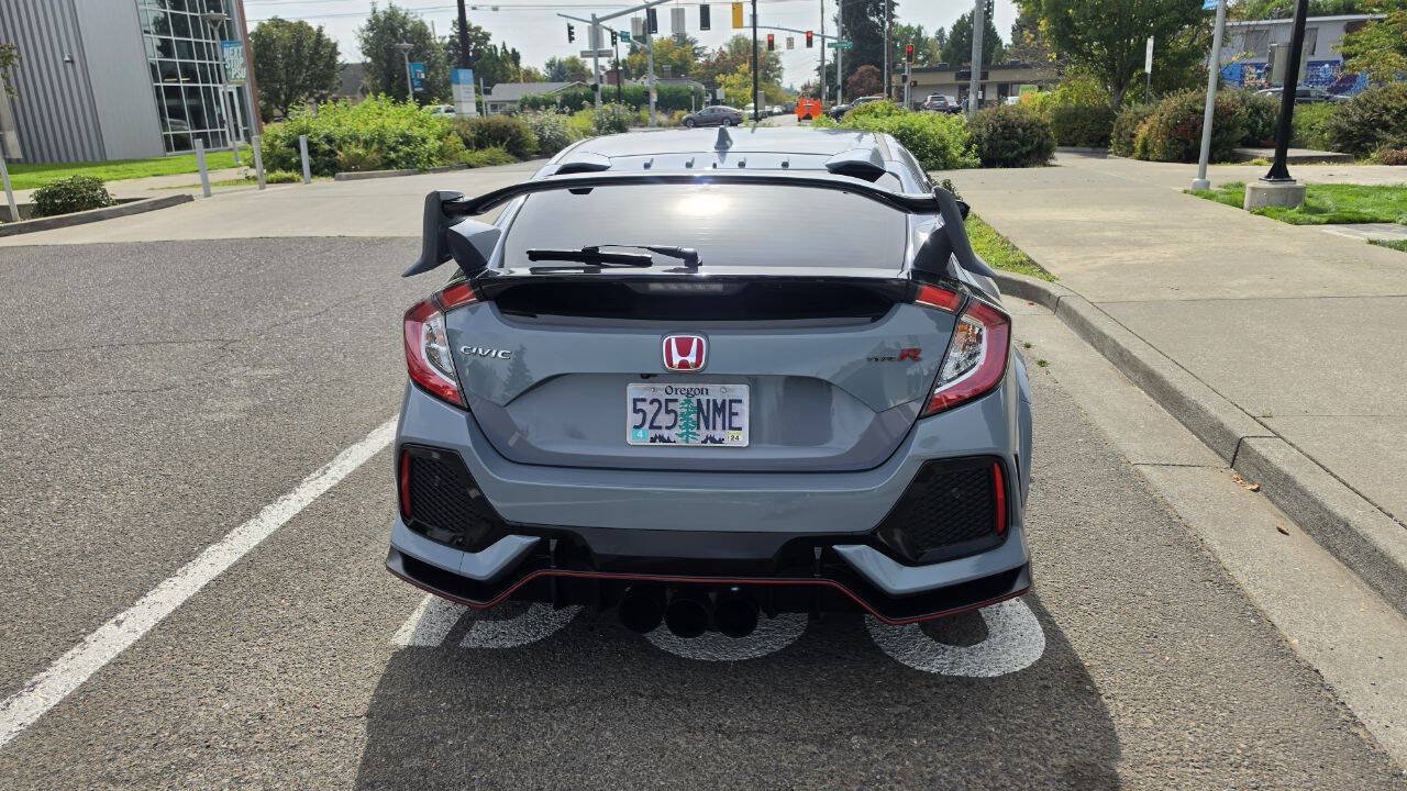 Used 2019 Honda Civic Type R image 6