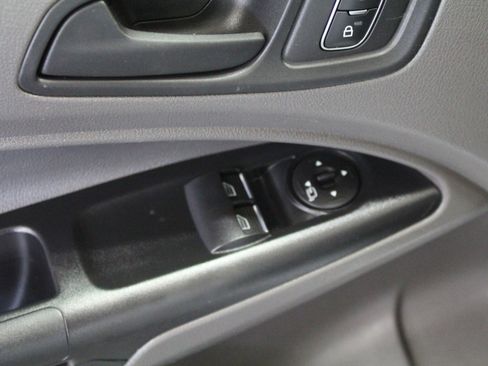 Used 2023 Ford Transit Connect XL image 18