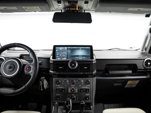 Used 2024 INEOS Grenadier Fieldmaster Edition image 23