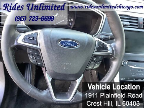 Used 2015 Ford Fusion SE image 15