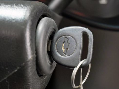 Used 2007 Chevrolet Silverado 3500 LT AWD/4WD image 26