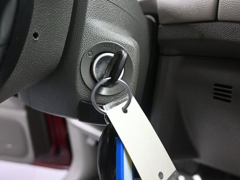 Used 2016 Chevrolet Traverse LT image 24