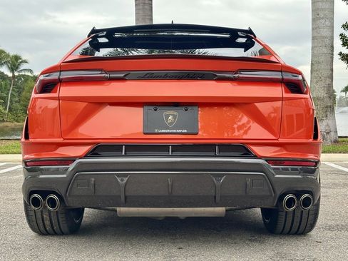 Used 2023 Lamborghini Urus Performante image 8