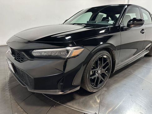 Used 2025 Honda Civic Sport image 7