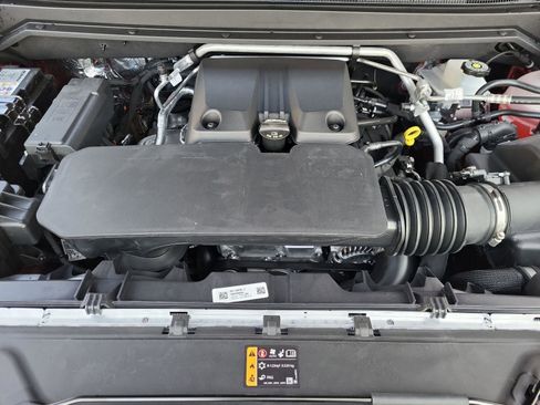 Used 2024 Chevrolet Colorado LT w/ LT Convenience Package II image 22