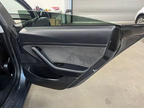 Used 2020 Tesla Model 3 Standard Range Plus RWD image 15