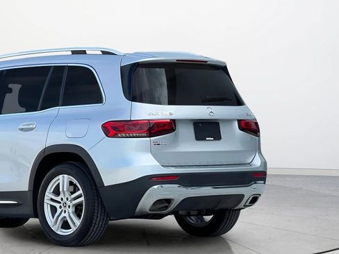 Used 2020 Mercedes-Benz GLB 250 4MATIC image 6