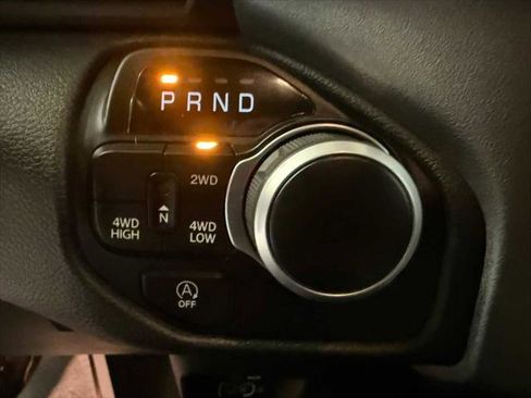 Certified 2024 RAM 1500 Big Horn AWD/4WD image 33