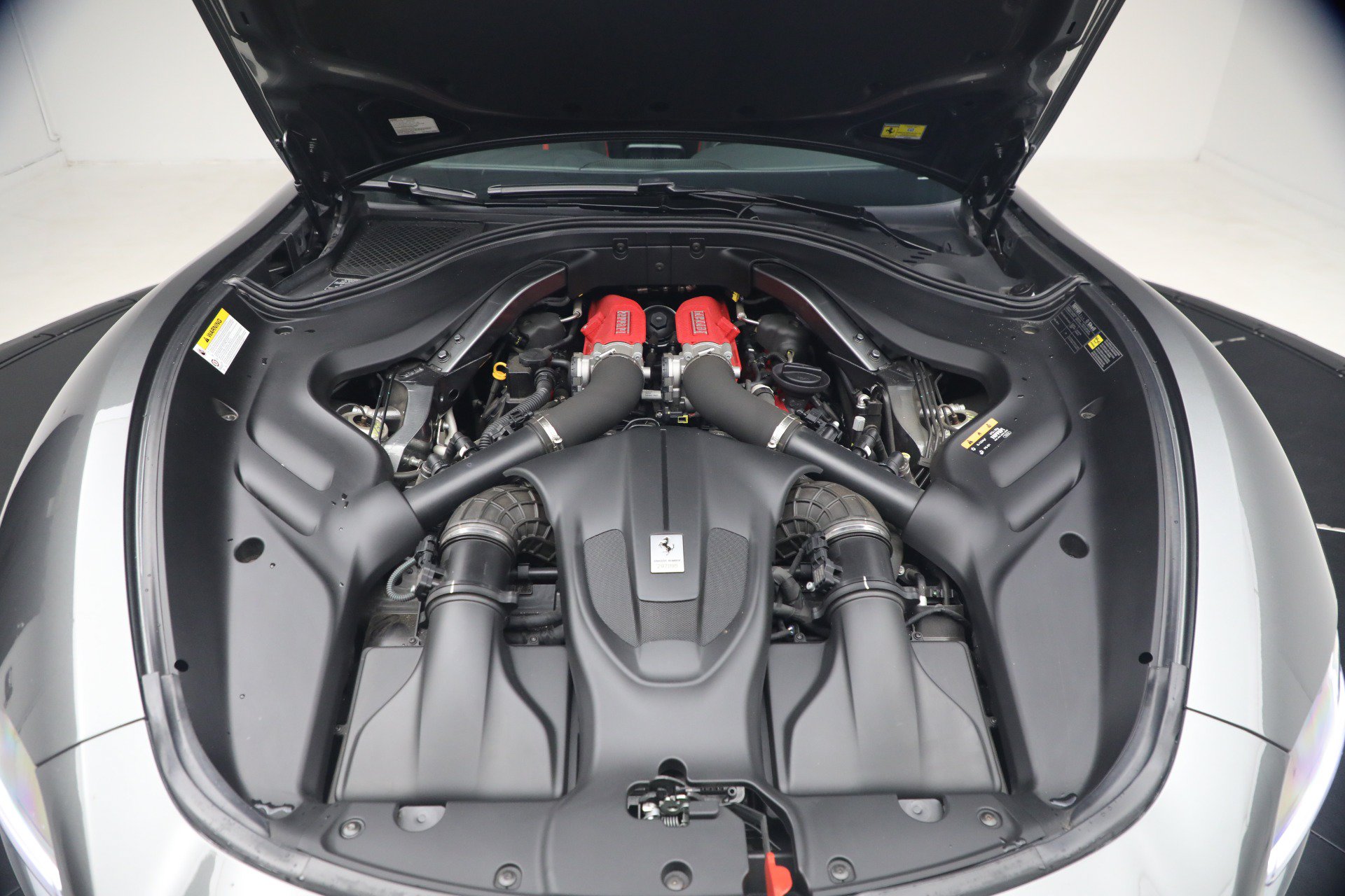 Certified 2023 Ferrari Roma RWD image 28