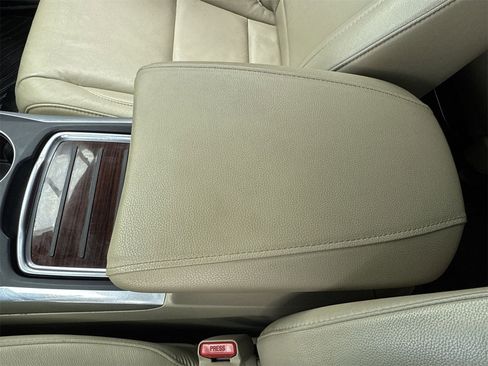 Used 2015 Acura MDX FWD image 36