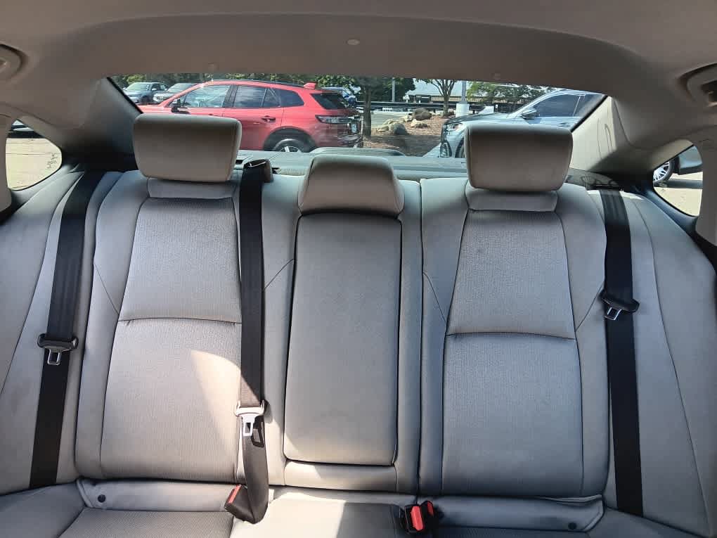 Used 2020 Honda Accord EX image 14