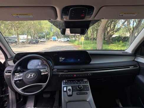 Used 2025 Hyundai Palisade SEL FWD image 34