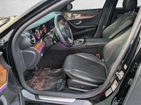 Used 2017 Mercedes-Benz E 300 image 17