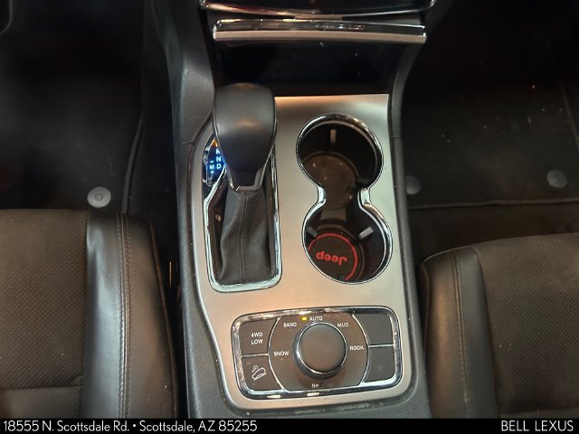 Used 2019 Jeep Grand Cherokee Altitude AWD/4WD image 24