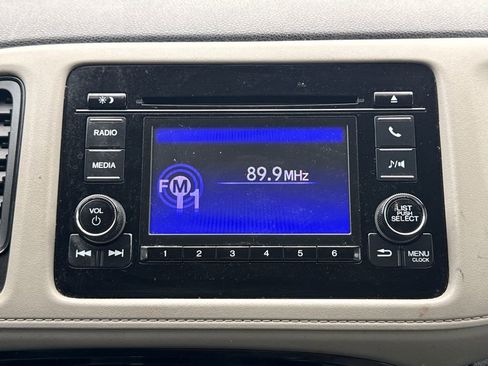 Used 2022 Honda HR-V LX image 23