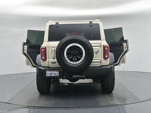 Certified 2025 Ford Bronco Outer Banks w/ Sasquatch Package AWD/4WD image 36