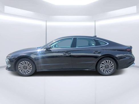 Used 2024 Hyundai Sonata Limited FWD image 6