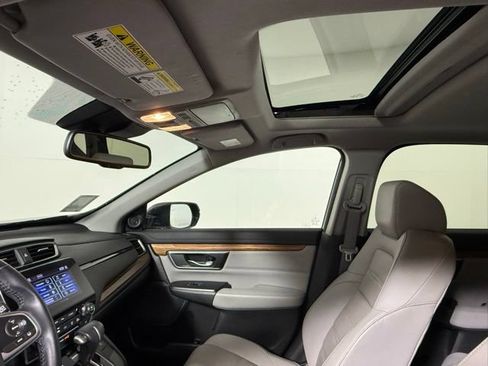 Used 2017 Honda CR-V Touring image 31