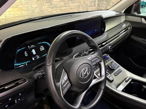Used 2023 Hyundai Palisade SEL w/ Winter Package AWD/4WD image 11