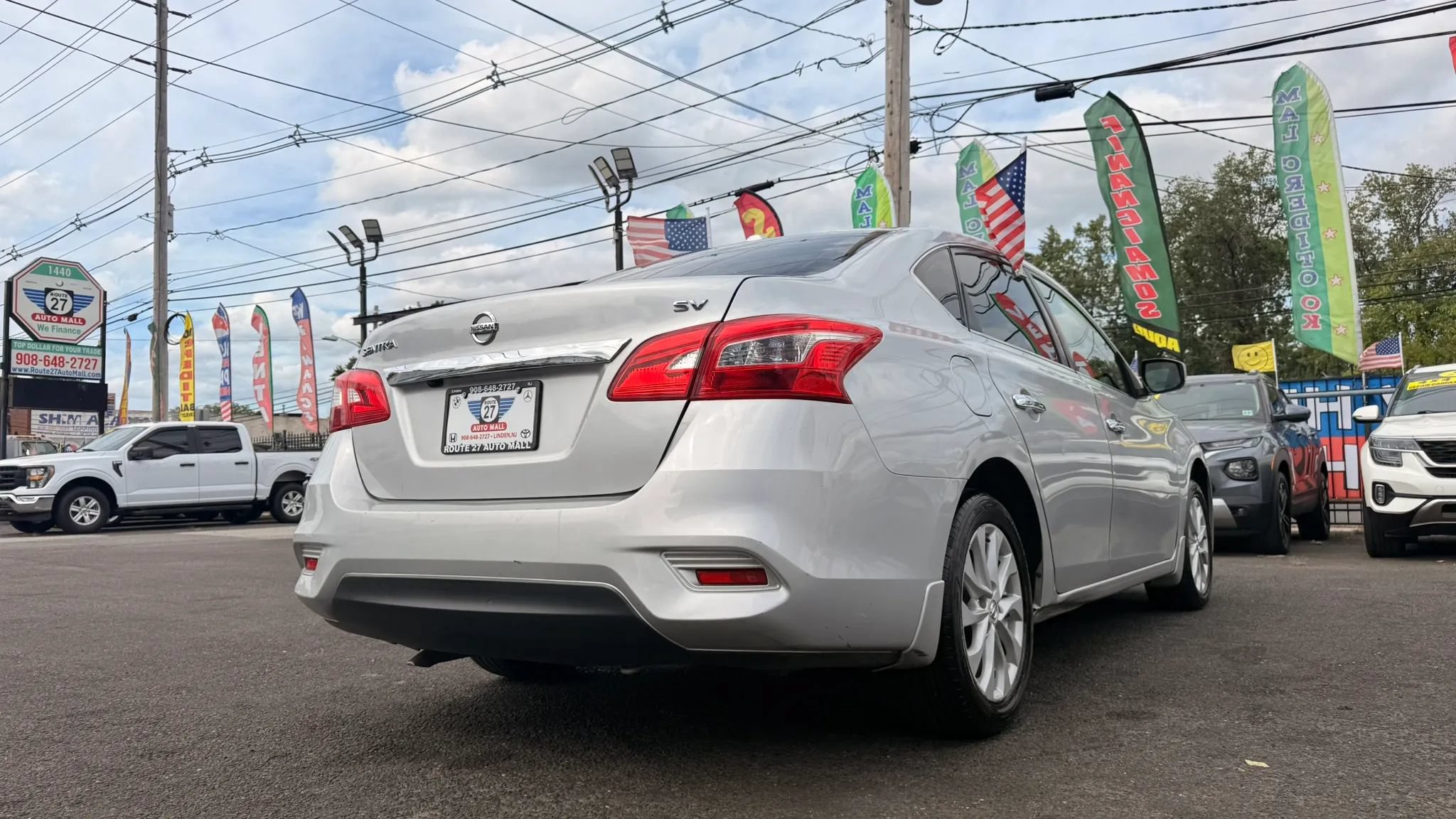 Used 2019 Nissan Sentra SV FWD image 9