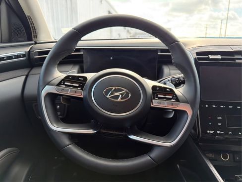 Certified 2024 Hyundai Tucson Limited image 18