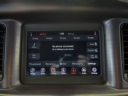 Used 2018 Dodge Charger SXT w/ Blacktop Package RWD image 28