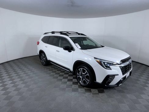 Certified 2025 Subaru Ascent Touring image 2