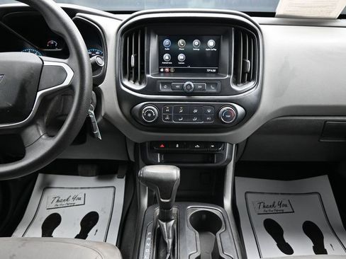 Used 2019 Chevrolet Colorado W/T w/ WT Convenience Package AWD/4WD image 18