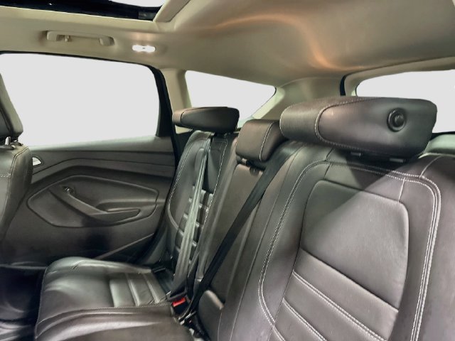 Used 2019 Ford Escape Titanium AWD/4WD image 20