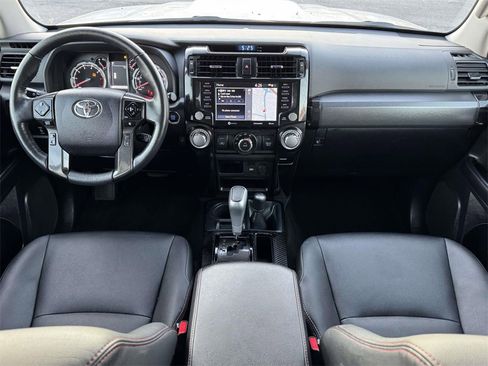 Used 2024 Toyota 4Runner TRD Off-Road Premium image 2